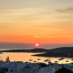 Aeolian Blu 9 * Parikia (Paros)