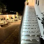 Aeolian Blu 9 * Parikia (Paros)